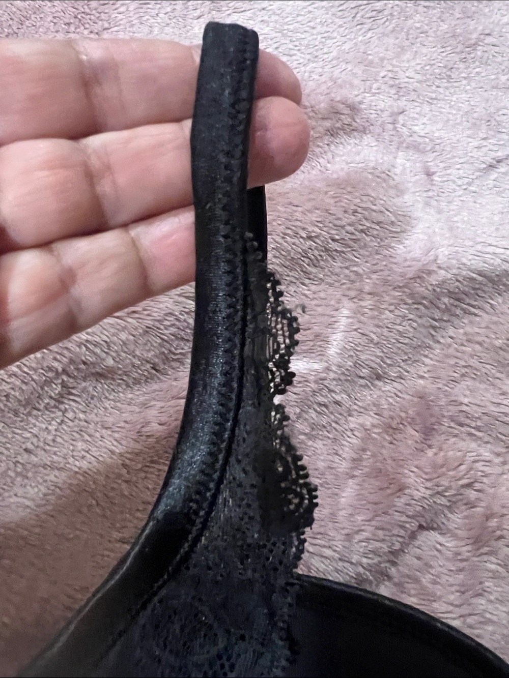 Victoria's Secret Black Lace Demi Bra - Picture 6 of 12